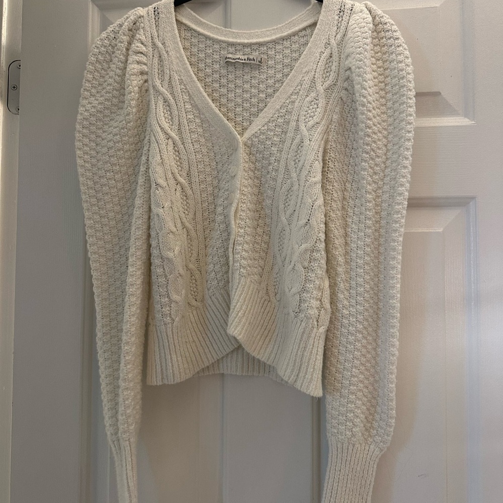Abercrombie & Fitch Cream Cable Cropped Cardigan